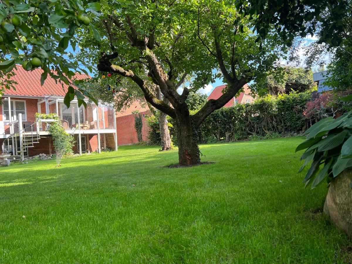 Unik Bnb Midt I Byen Хернинг Экстерьер фото